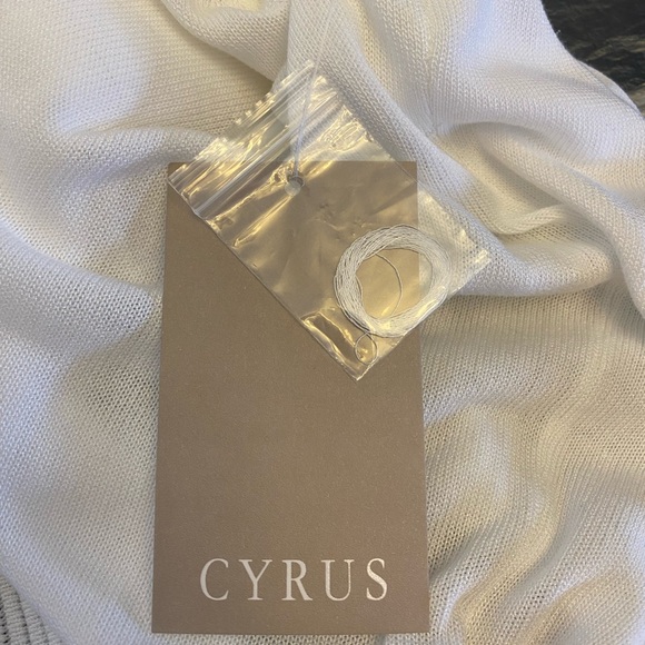 white Cyrus cardigan - Picture 5 of 6